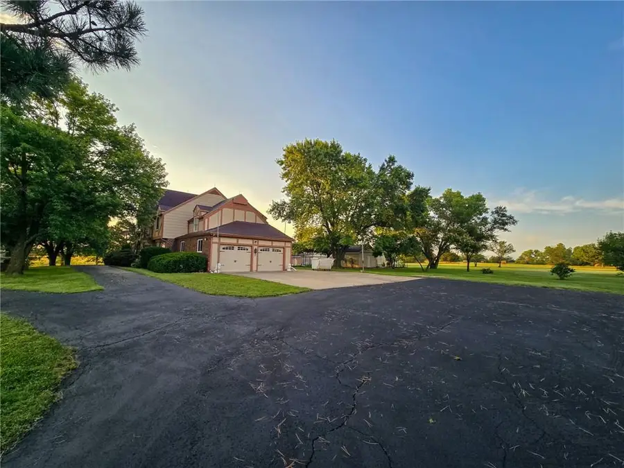3187 56 Highway, Herington, KS 67449 - Image #3