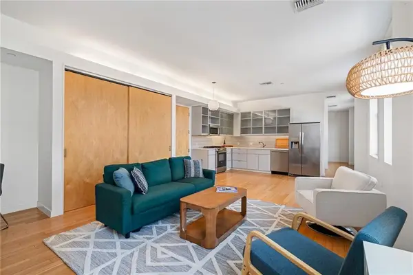 912 Baltimore Avenue #502, Kansas City, MO 64105