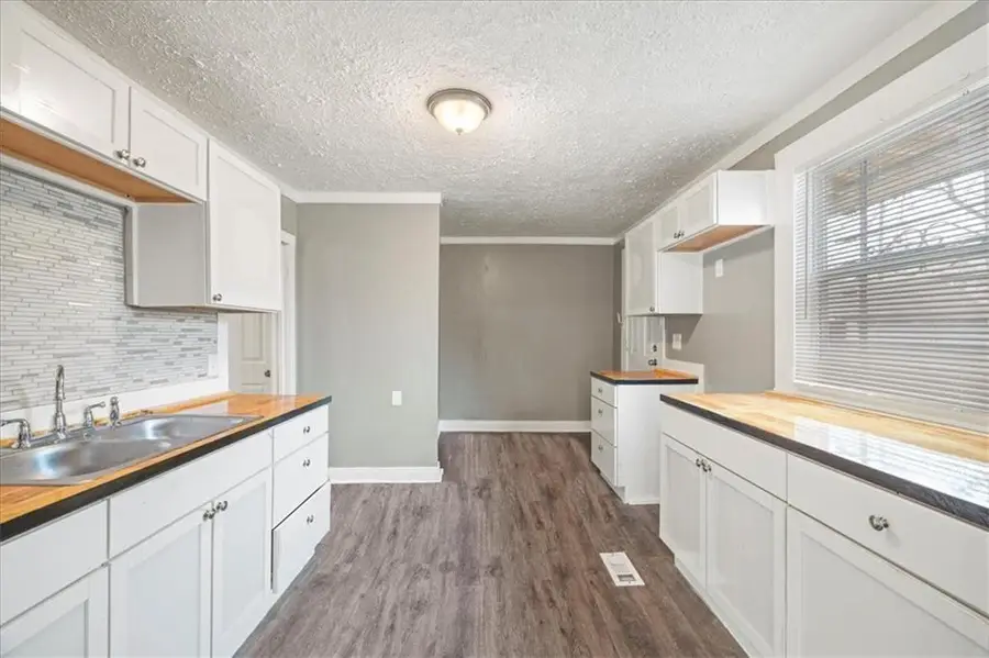 3300 Benton Boulevard, Kansas City, MO 64128 - #3