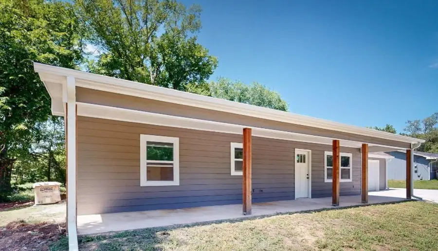 121 S Arundel Street S, Emporia, KS 66801 - Image #2