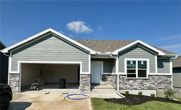 80 SE 451 Road, Warrensburg, MO 64093