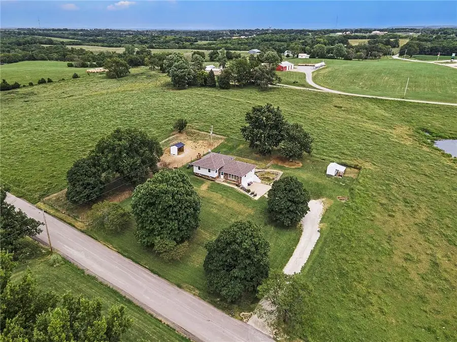 32378 215 Street, Easton, KS 66020 - #3