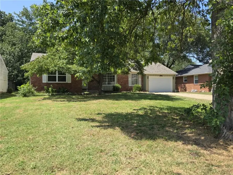 807 S 3rd Street, Clinton, MO 64735 - Image #2