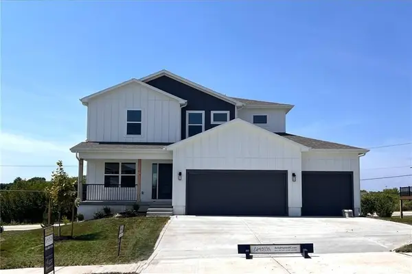 505 SW Newport Drive, Blue Springs, MO 64014