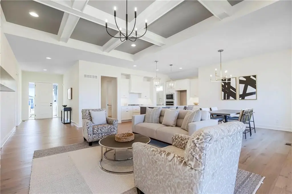 3900 W 158th Place, Overland Park, KS 66224 - Image #1