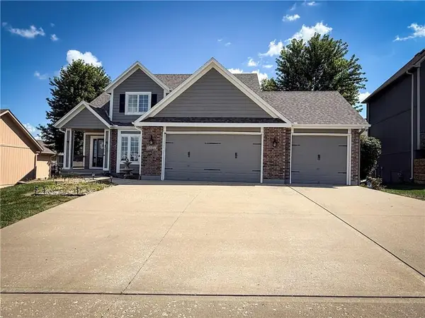 1517 Johnston Drive, Raymore, MO 64083