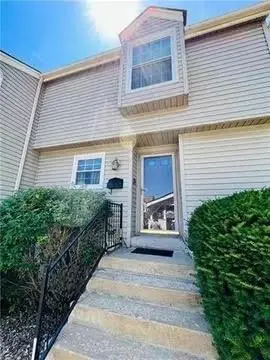 11918 E 59th Tr Circle, Kansas City, MO 64133