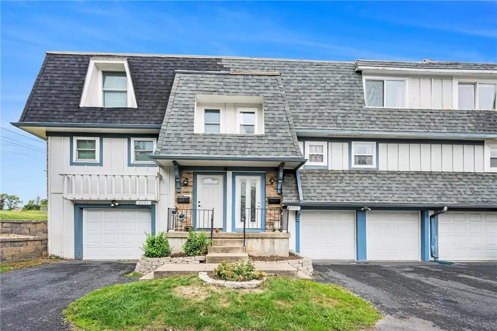 8003 E 130th Court, Grandview, MO 64030 - Image #1