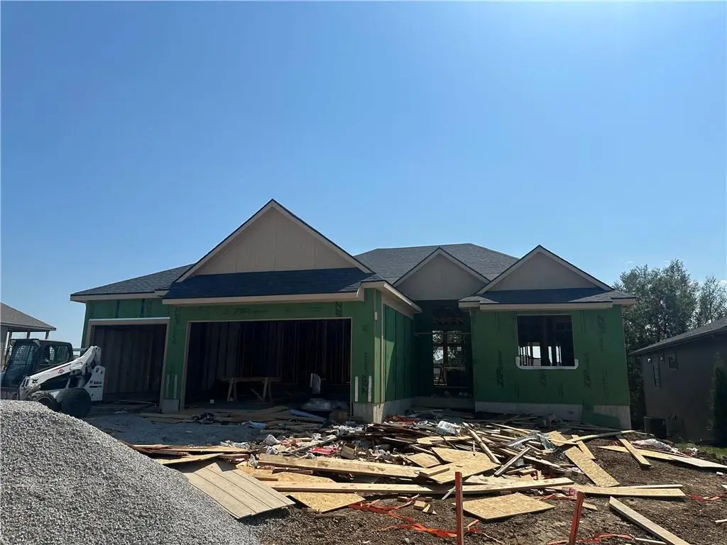 911 Savannah Lane, Greenwood, MO 64034 - Image #1