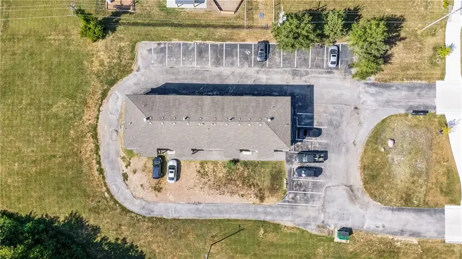 2312 N 155th Street, Basehor, KS 66007 - Image #2