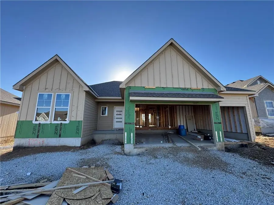 17055 W 168th Place, Olathe, KS 66062 - Image #2