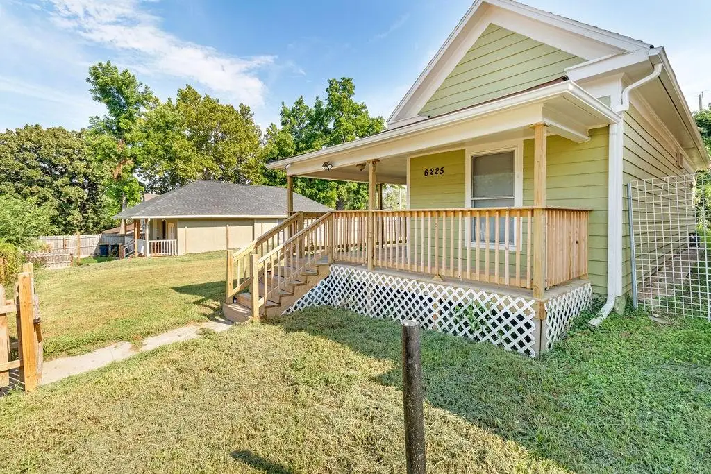 6225 E 10th And 6227 Street, Kansas City, MO 64126 - Image #1