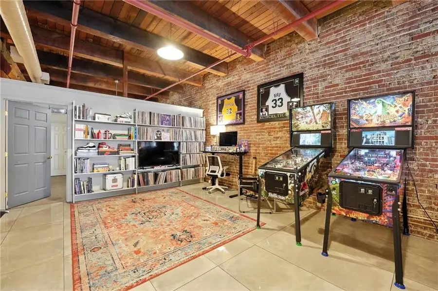 306 W 7th Street #201, Kansas City, MO 64105 - Image #2