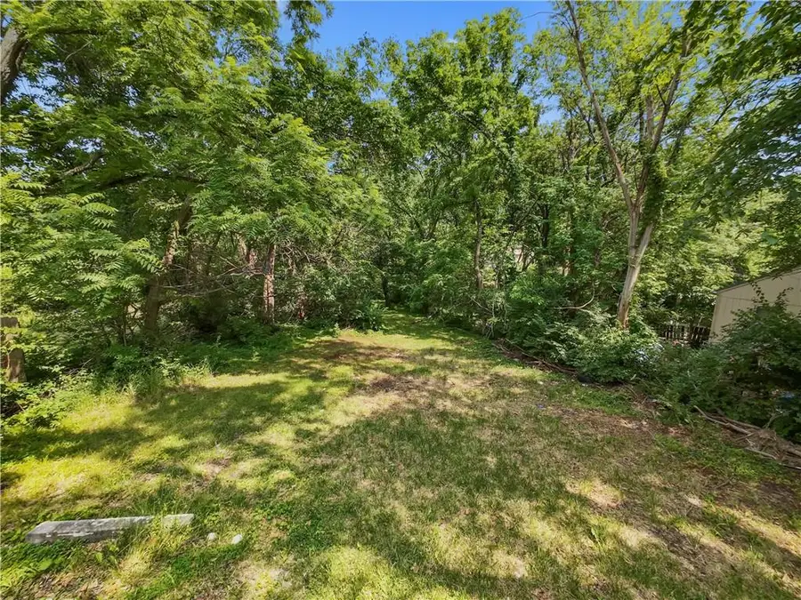 5119 Booth Avenue, Kansas City, MO 64129 - Image #2