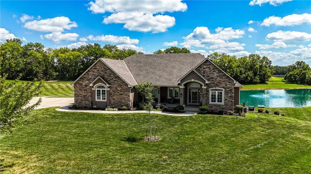 33412 Pinehurst Lane, Grain Valley, MO 64029 - Image #1