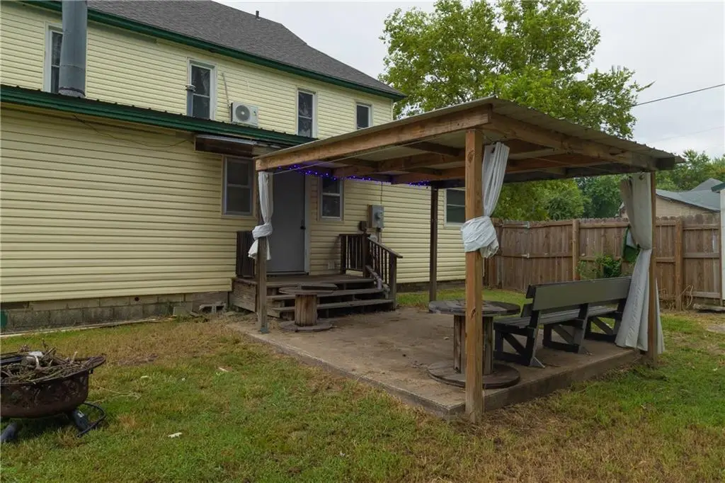 425 E 5th Street, Cherryvale, KS 67335 - Image #1