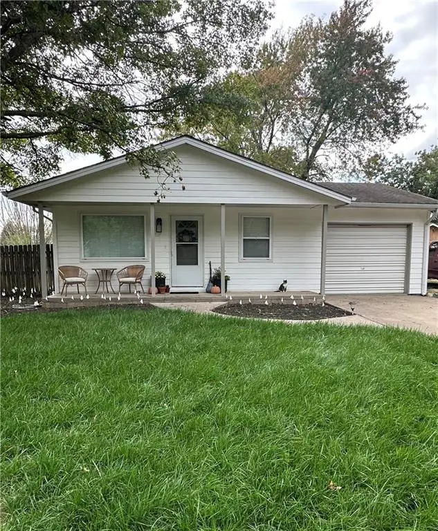 322 N Vermont Street, Iola, KS 66749 - Image #1