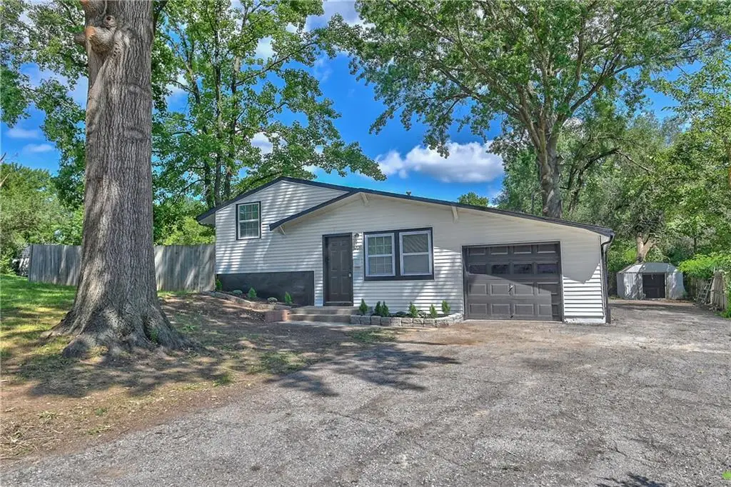 8208 E 114th Street, Kansas City, MO 64134 - Image #1