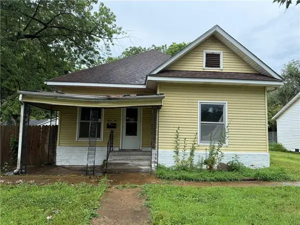 310 N 30th Street, Parsons, KS 66757