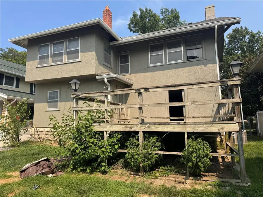 5840 Mcgee Street, Kansas City, MO 64113 - Image #2