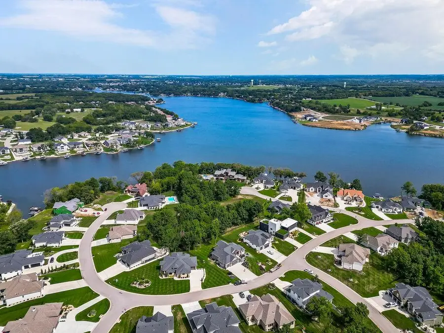 1 S Buffalo Ridge Court, Lake Winnebago, MO 64034 - Image #2