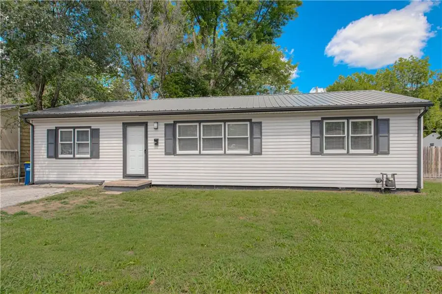 108 Berton Road, Excelsior Springs, MO 64024 - Image #2