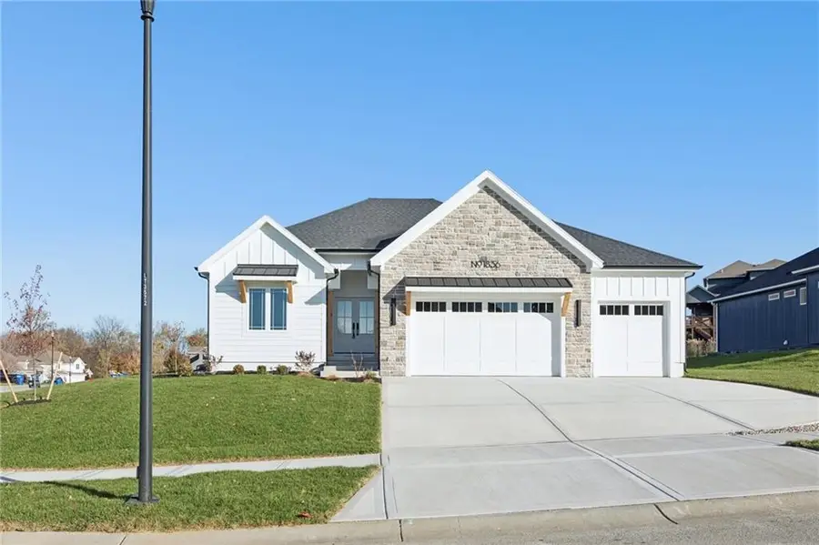 1836 Green Meadow Drive, Liberty, MO 64068 - Image #2