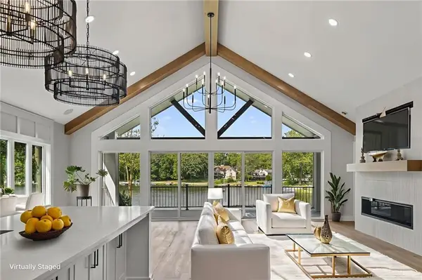 8310 NW Forest Drive, Weatherby Lake, MO 64152