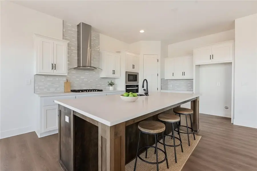 1804 Halls Creek Drive, Raymore, MO 64083 - Image #2