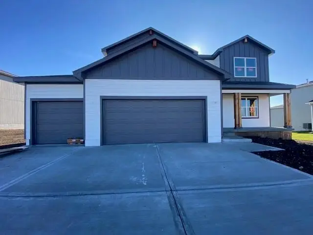 18703 W 193rd Street, Spring Hill, KS 66083 - Image #1