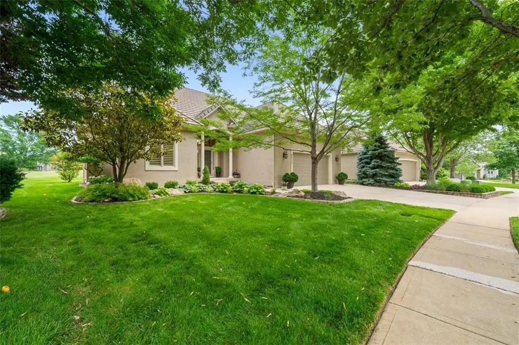 9917 Fountain Circle, Lenexa, KS 66220 - Image #1