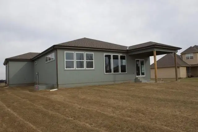 18549 W 193rd Street, Spring Hill, KS 66083 - Image #2