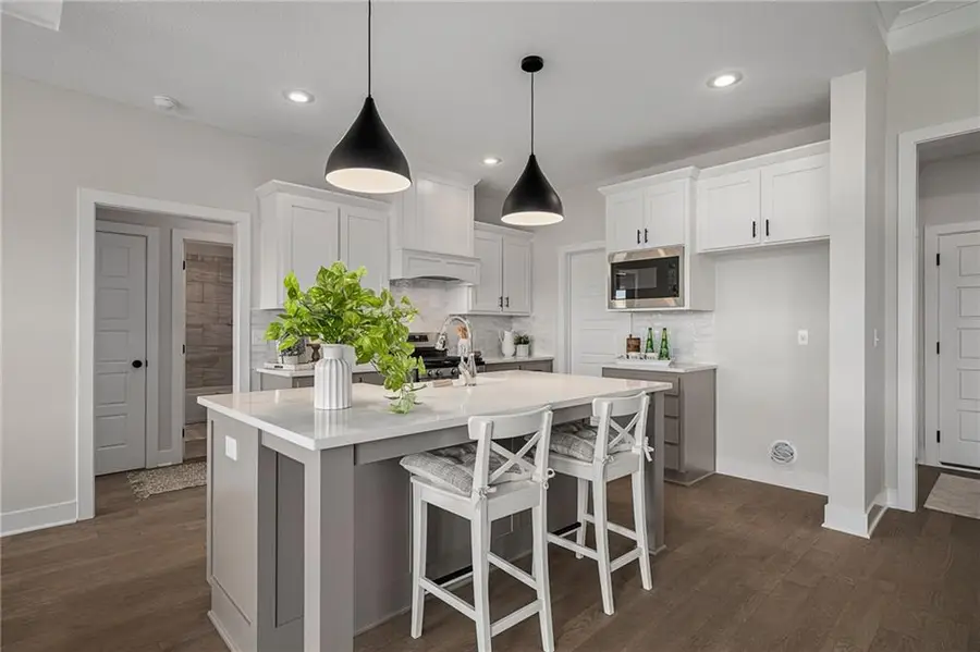 19692 W 114th Street, Olathe, KS 66061 - Image #2