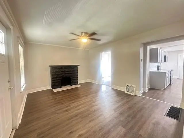 5702 Forest Avenue, Kansas City, MO 64110 - Image #2