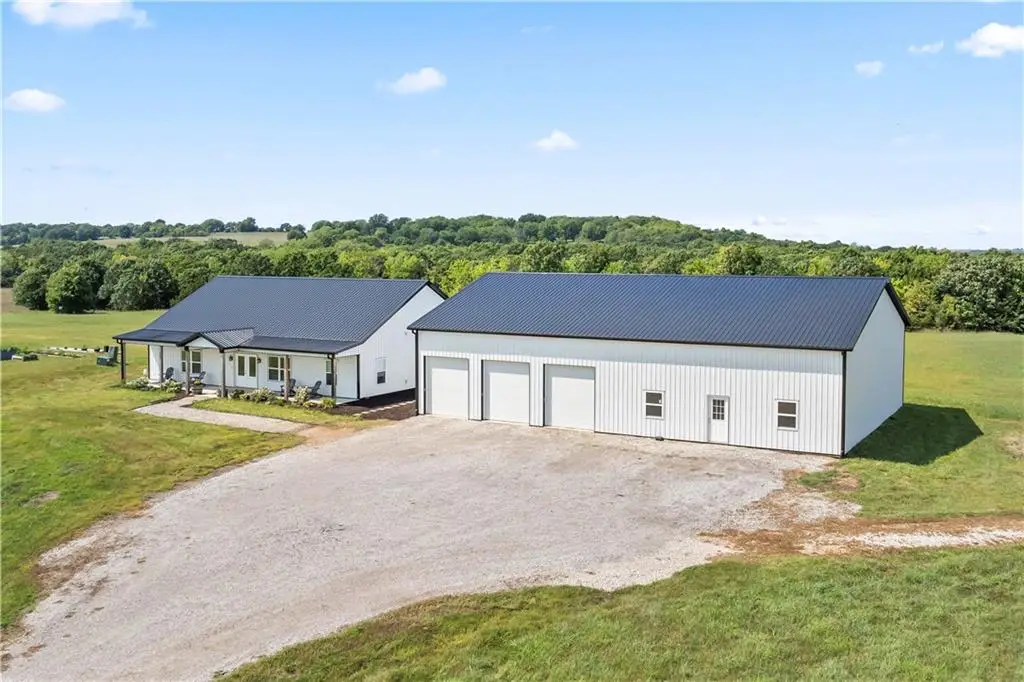 2740 Florida Road, Ottawa, KS 66067 - Image #1