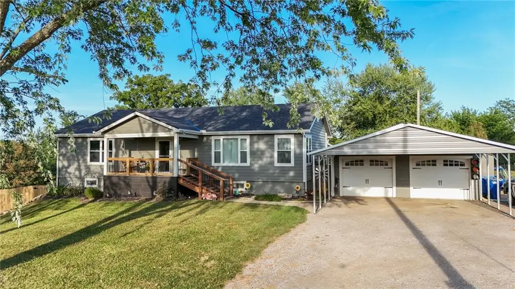 5080 Dabinawa Drive, McLouth, KS 66054 - Image #1