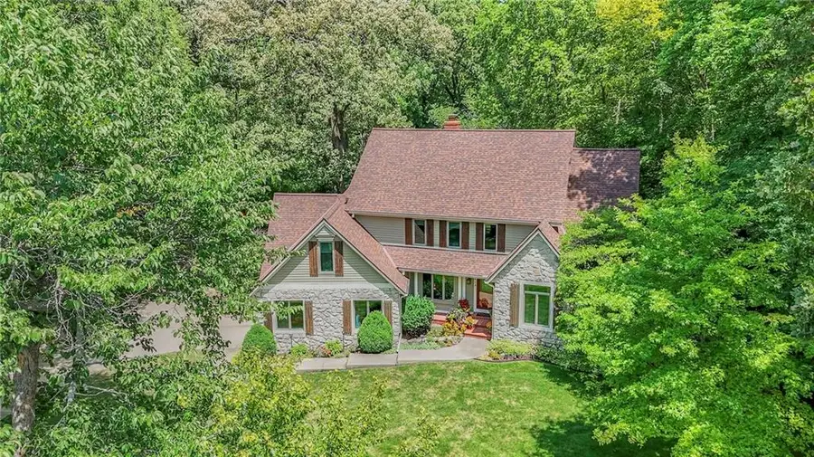 8675 Shorewood Drive, De Soto, KS 66018 - Image #3