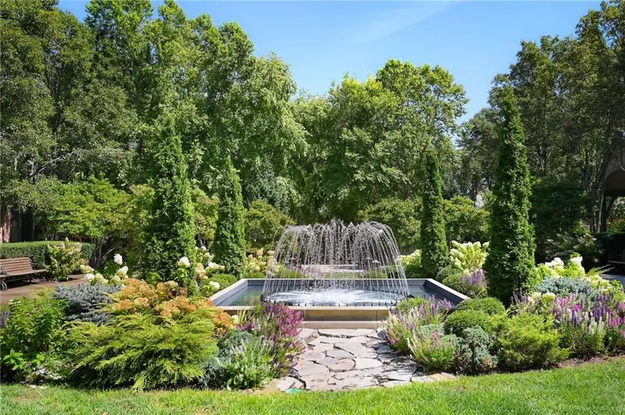 4950 Central Street #207, Kansas City, MO 64112 - Image #2