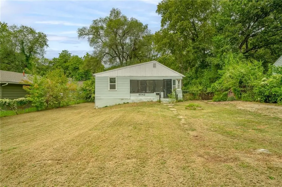 8042 Brooklyn Avenue, Kansas City, MO 64132 - Image #3