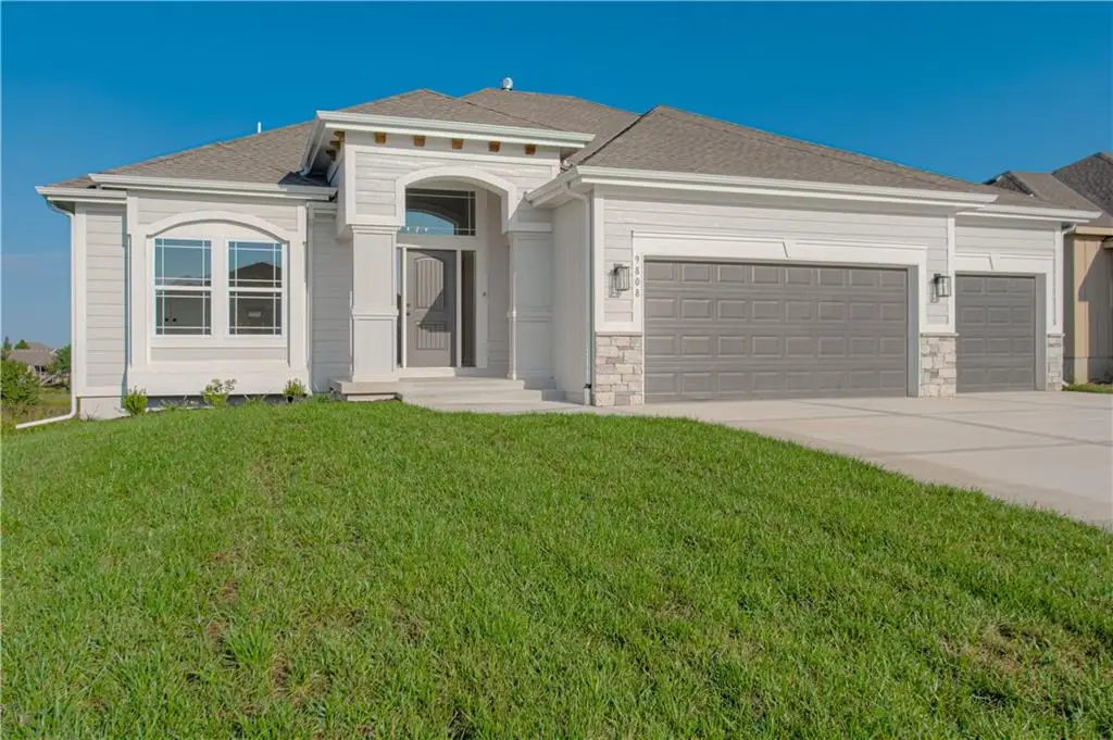 9808 N Laurel Avenue, Kansas City, MO 64157 - Image #1