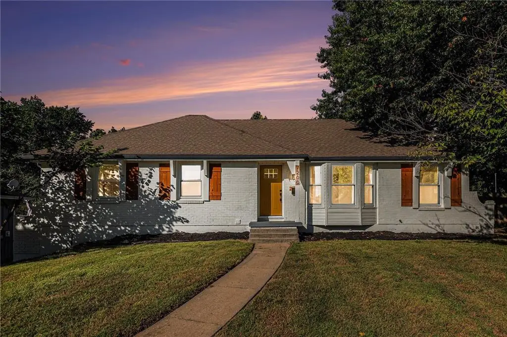 7200 Sterling Avenue, Raytown, MO 64133 - Image #1