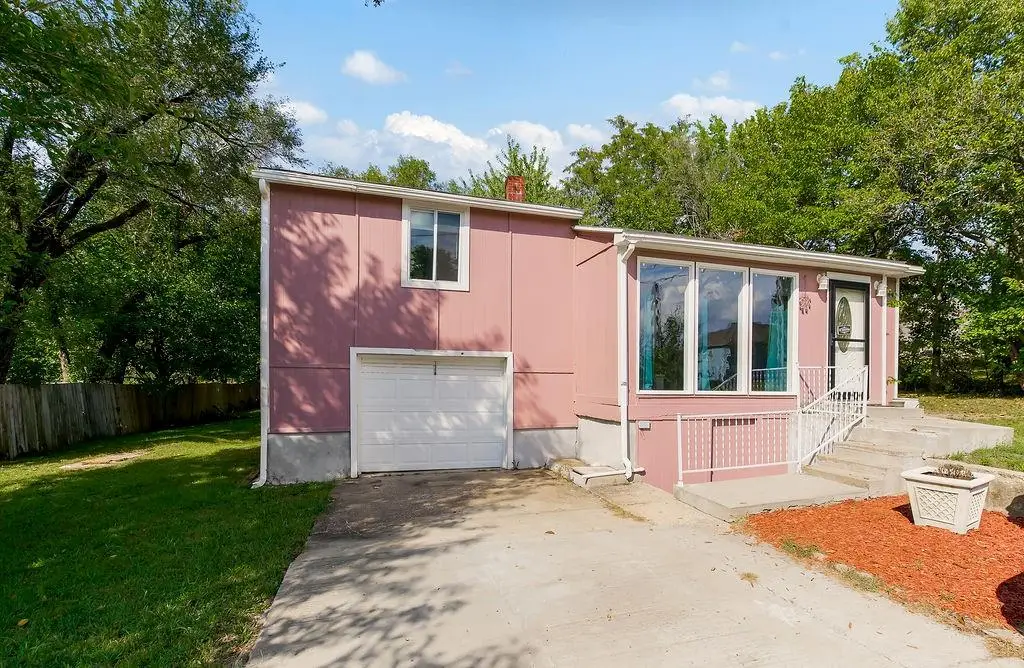 3706 NE 82nd Terrace, Kansas City, MO 64119 - Image #1