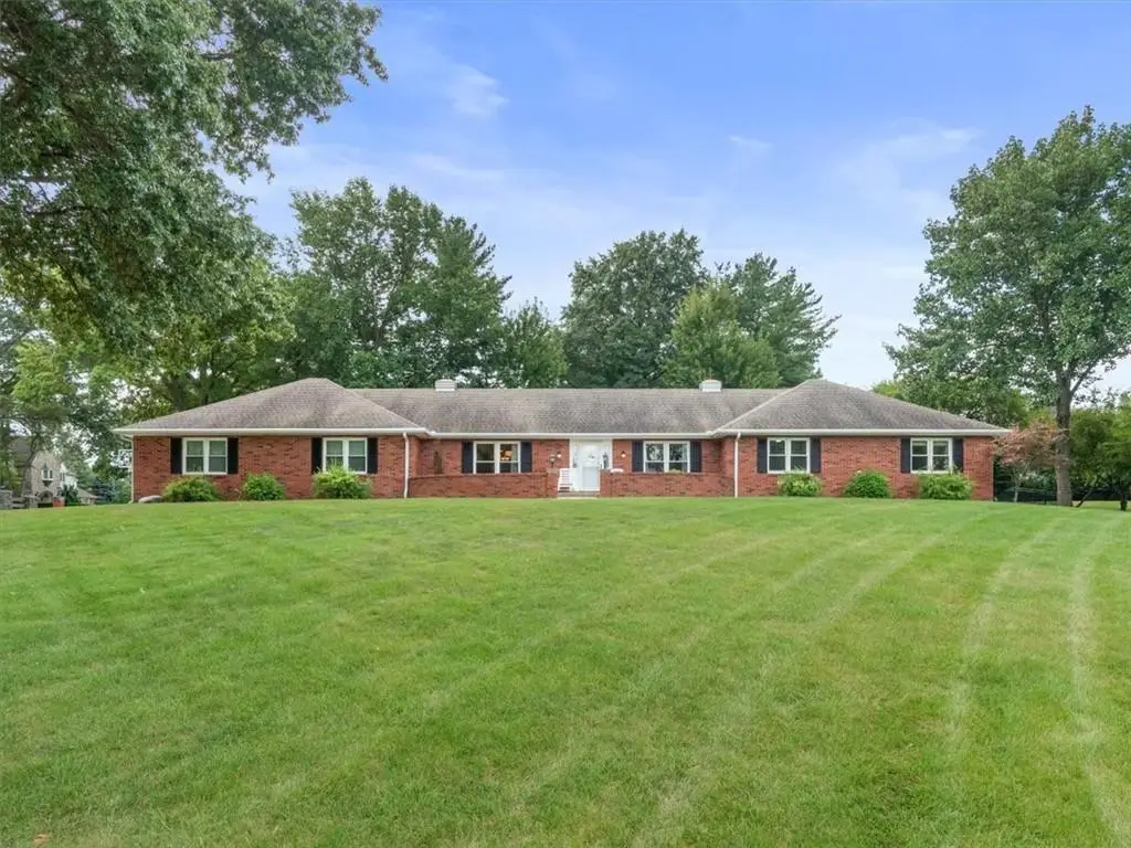 2 Eastwood Drive, Saint Joseph, MO 64506 - Image #1