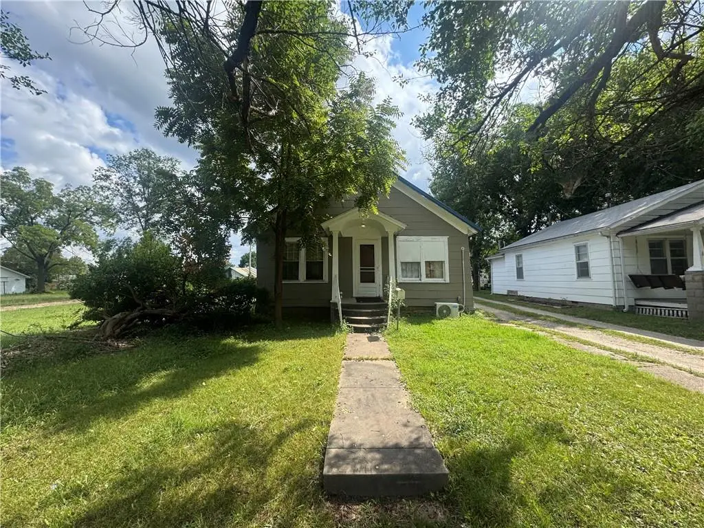 109 W 22nd Street, Pittsburg, KS 66762 - Image #1
