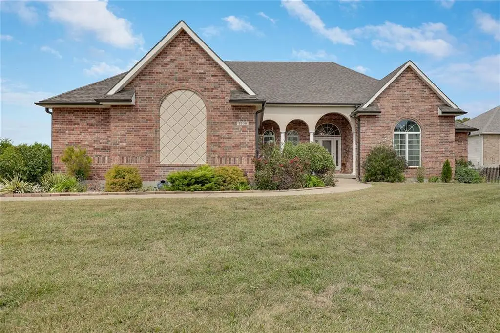 1200 SW Foxtail Drive, Grain Valley, MO 64029 - Image #1