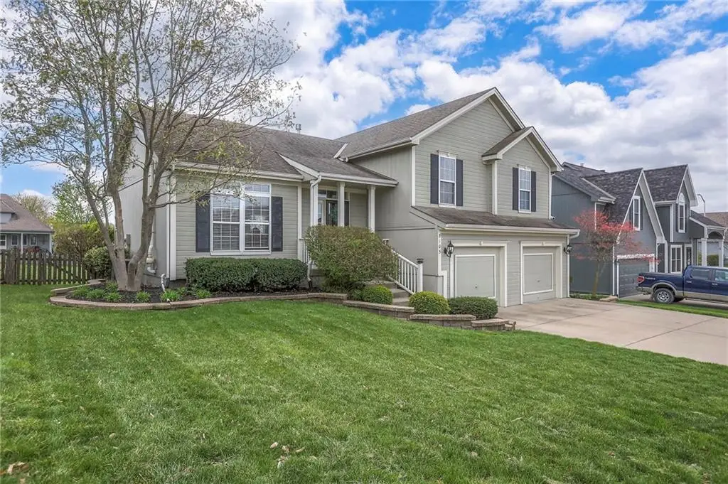 8105 NE 98th Street, Kansas City, MO 64157 - #1