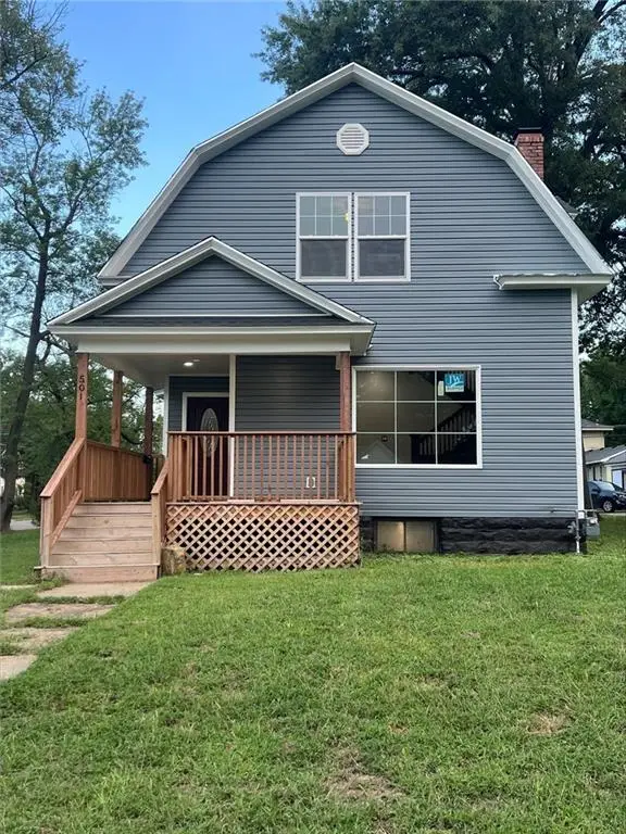 501 W 8th Street, Pittsburg, KS 66762