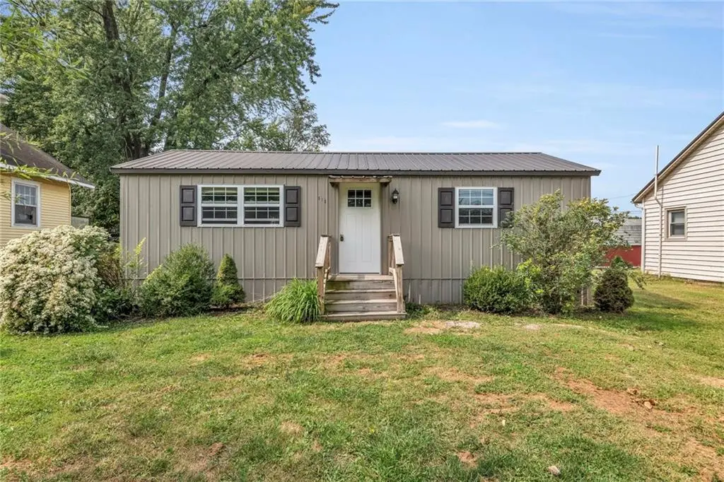 513 Main Street, Henrietta, MO 64036 - Image #1