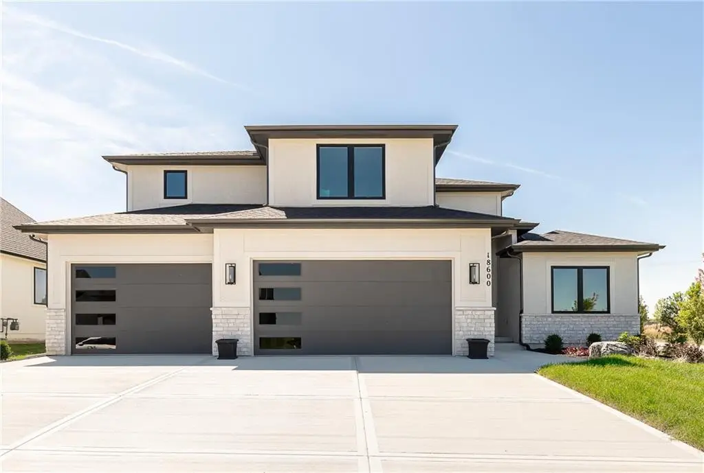 18600 Howe Drive, Overland Park, KS 66085 - Image #1