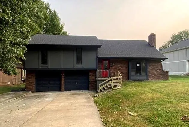 1105 Brookside Place, Raymore, MO 64083 - Image #1